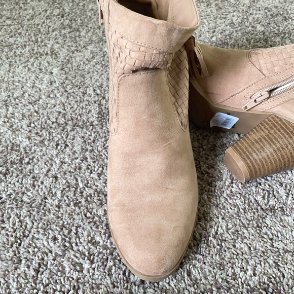 Charlotte Russe Ankle Boots - Picture 4 of 7
